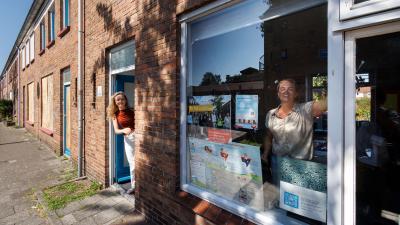 Twee mensen in het Franse Gat in Veenendaal