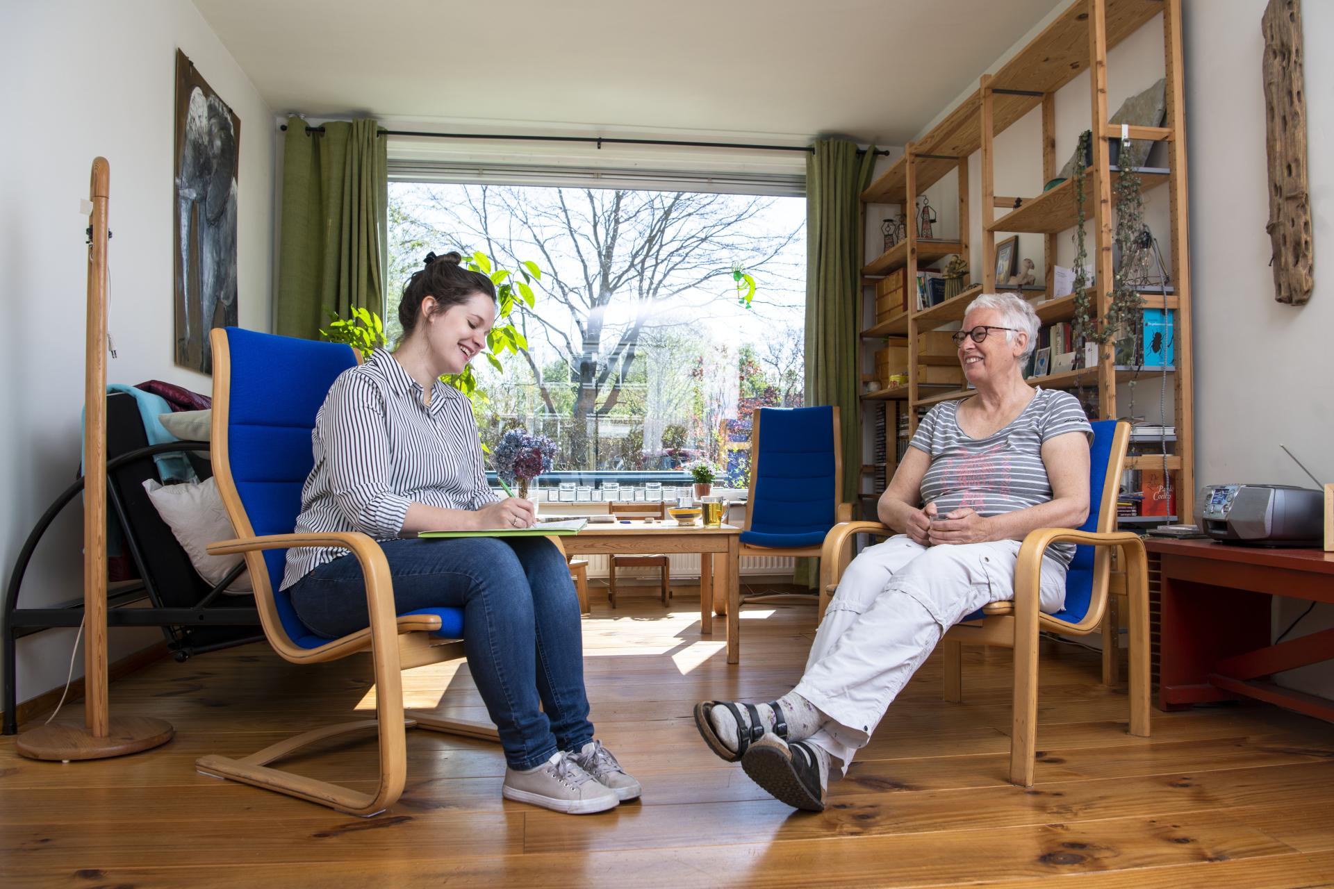 Amber Wubs interviewt een huurder