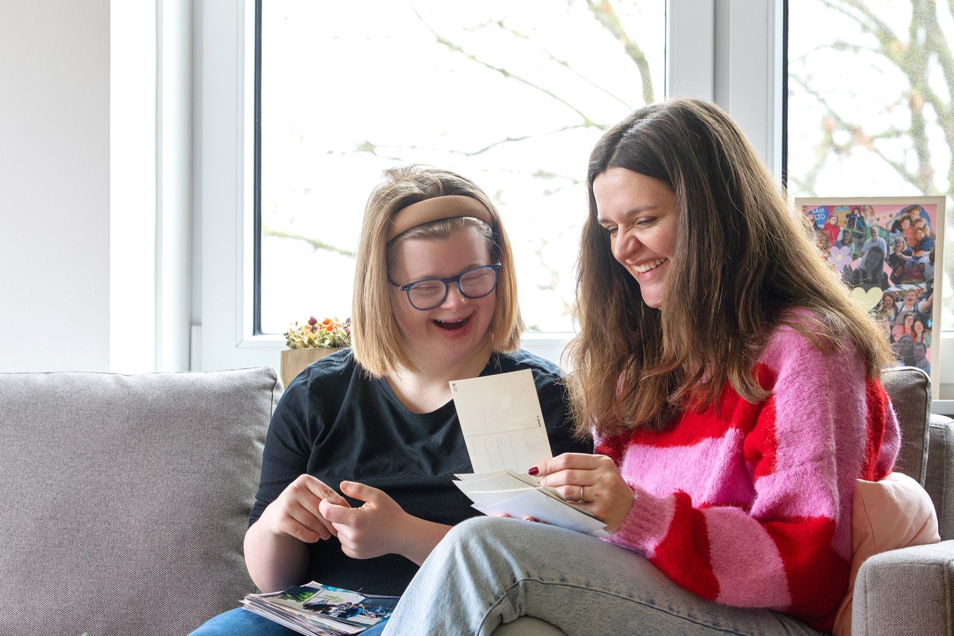 Saar Adams en begeleider - project SAM&ZO 